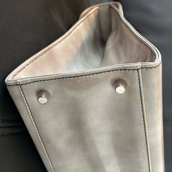 Prada lambskin limited edition handbag - Picture 4 of 8